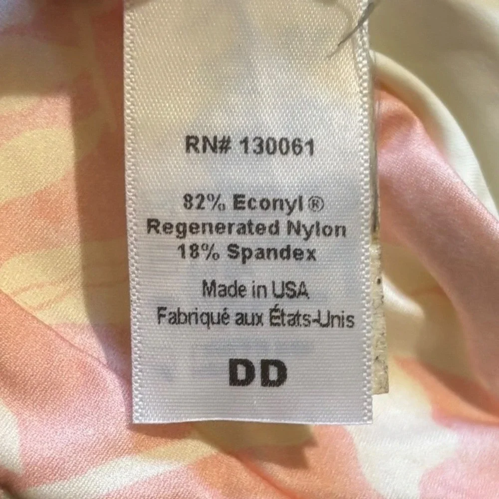 L*Space Swim Pink White Tropical Floral Cutout Bikini Top Size‎ DD NWOT